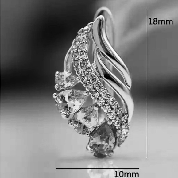 Vintage Water Drop White and Blue Cubic Zircon Rose Gold Plated Women Earrings - Picture 4 of 5